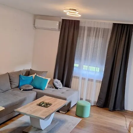 Apartment Zelena Laguna