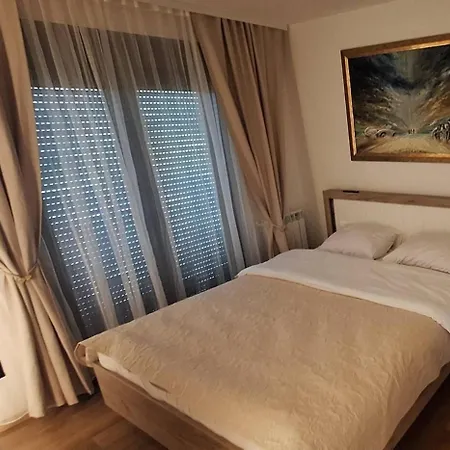 Zelena Laguna Apartment