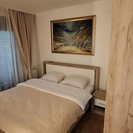 Zelena Laguna Apartment *