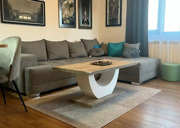 דירה Zelena Laguna